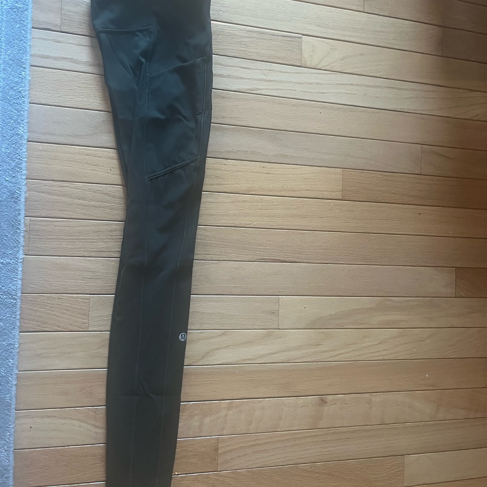 Dark green lululemon leggings